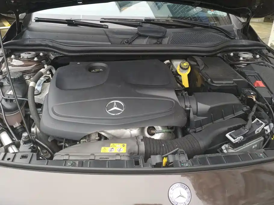 Mercedes-Benz GLA — миниатюра 10
