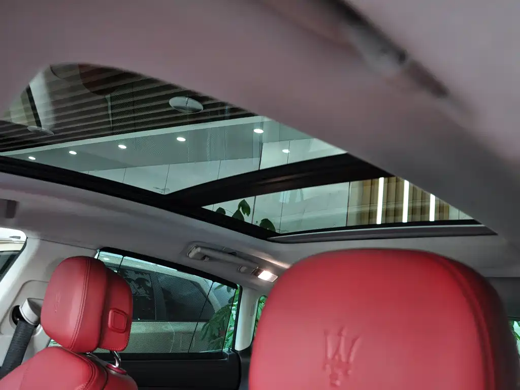 Maserati Levante — миниатюра 15
