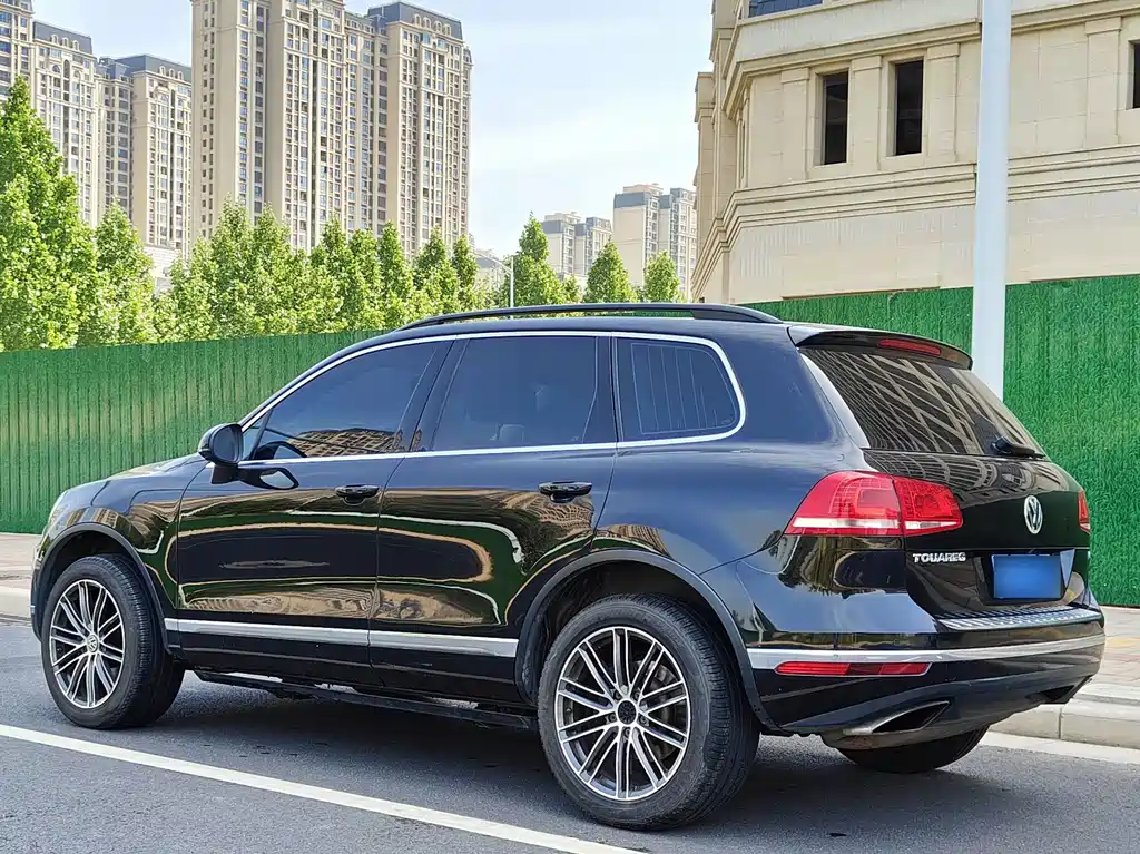 Volkswagen Touareg — миниатюра 9