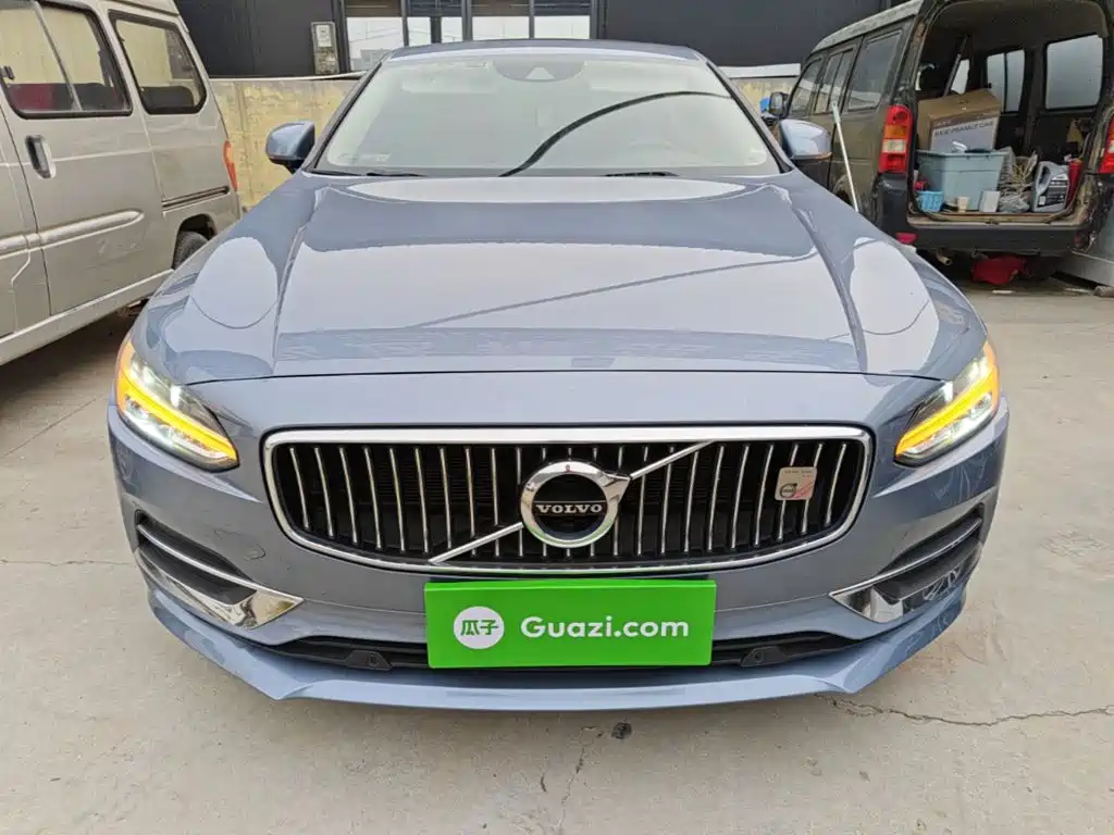 Volvo S90 — миниатюра 3