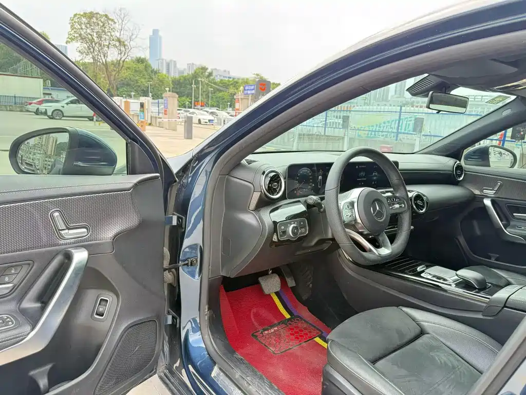 Mercedes-Benz A-Class — миниатюра 4