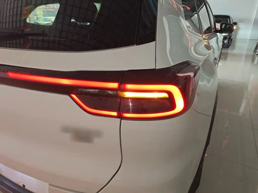 Chery Tiggo 8 — миниатюра 8