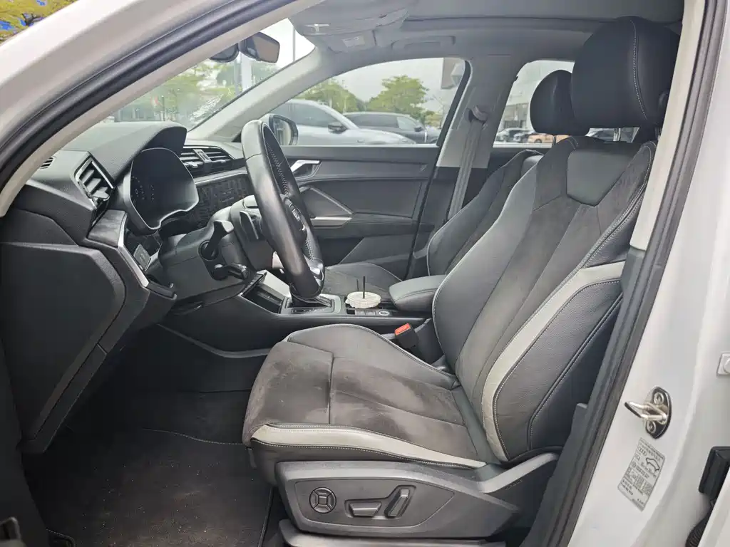 Audi Q3 — миниатюра 5