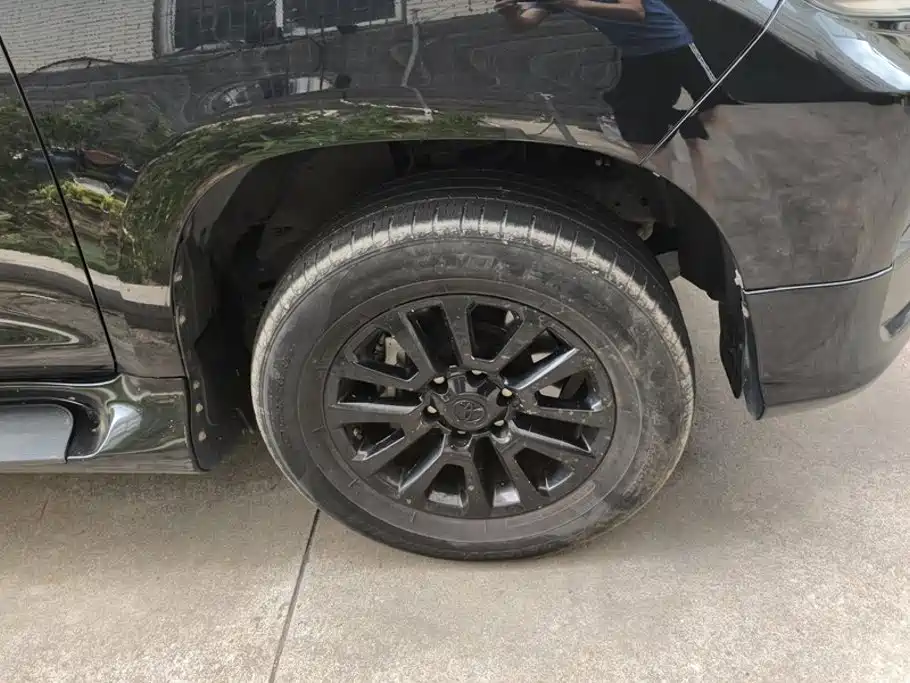 Toyota Prado (Import) — миниатюра 6