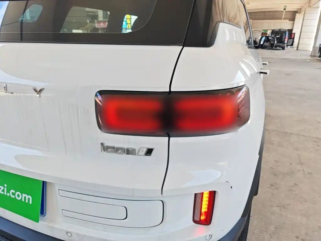 Geely Icon — миниатюра 8
