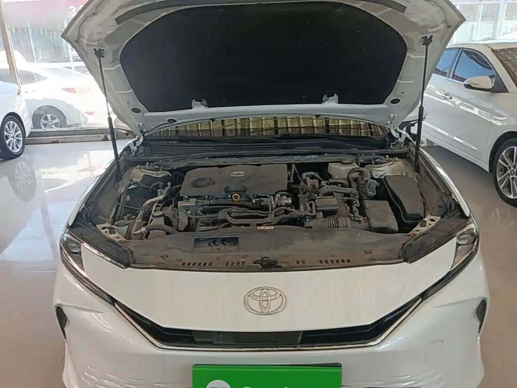 Toyota Camry — миниатюра 20