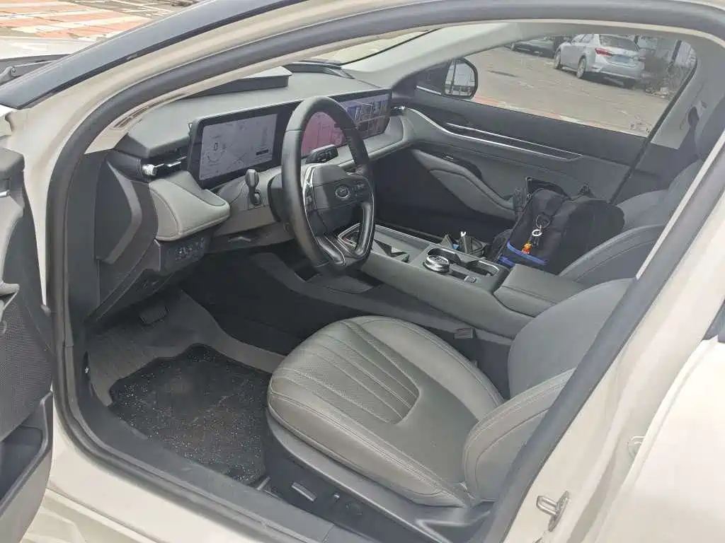 Ford Mondeo — миниатюра 5