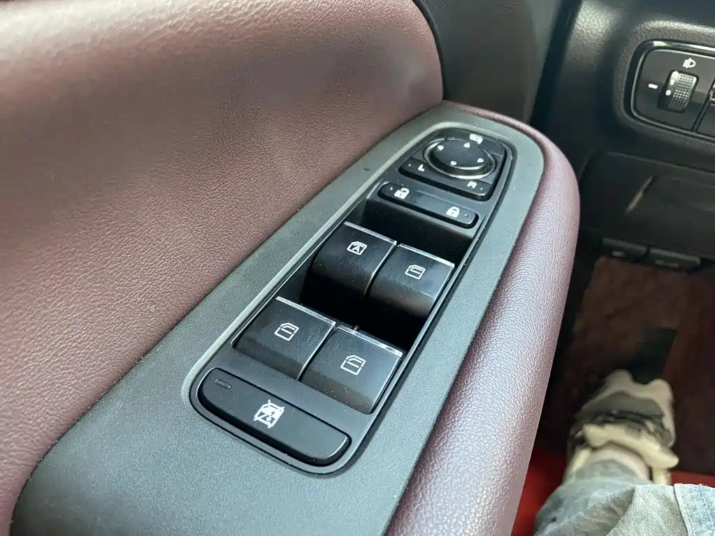 GAC Motor Trumpchi M6 — миниатюра 13