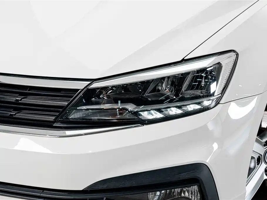 Volkswagen Lamando — миниатюра 4
