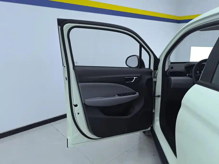 Leapmotor Leapmotor T03 — миниатюра 7