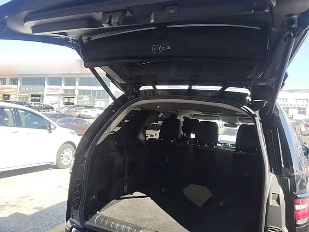 Land Rover Discovery — миниатюра 15