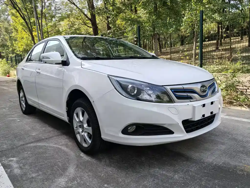 BYD e5 — миниатюра 2