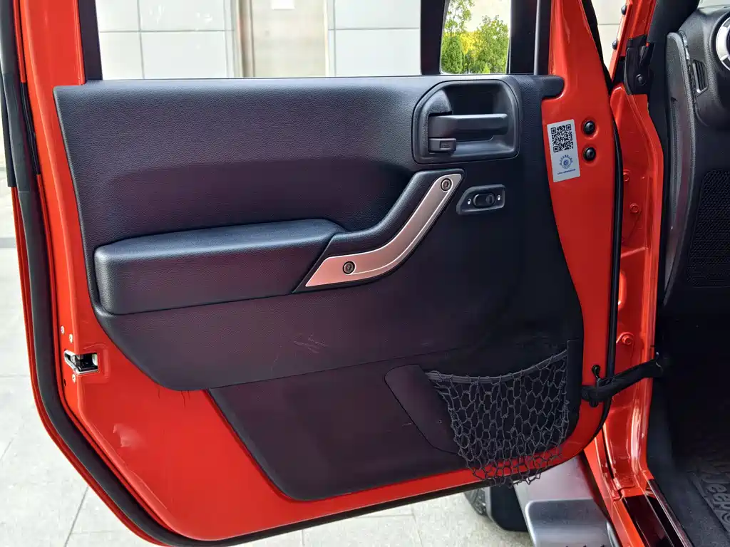 Jeep Wrangler — миниатюра 21