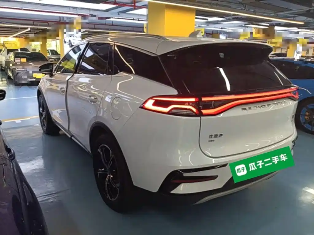BYD Tang New Energy — миниатюра 5