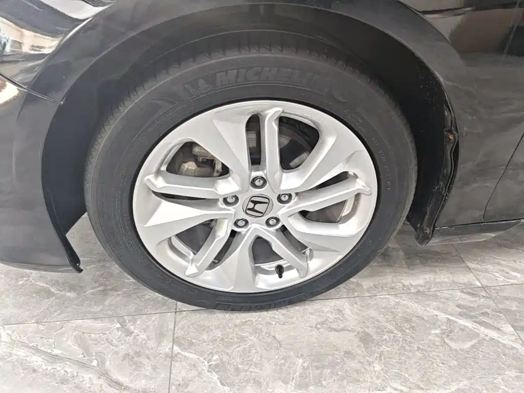 Honda Accord — миниатюра 23