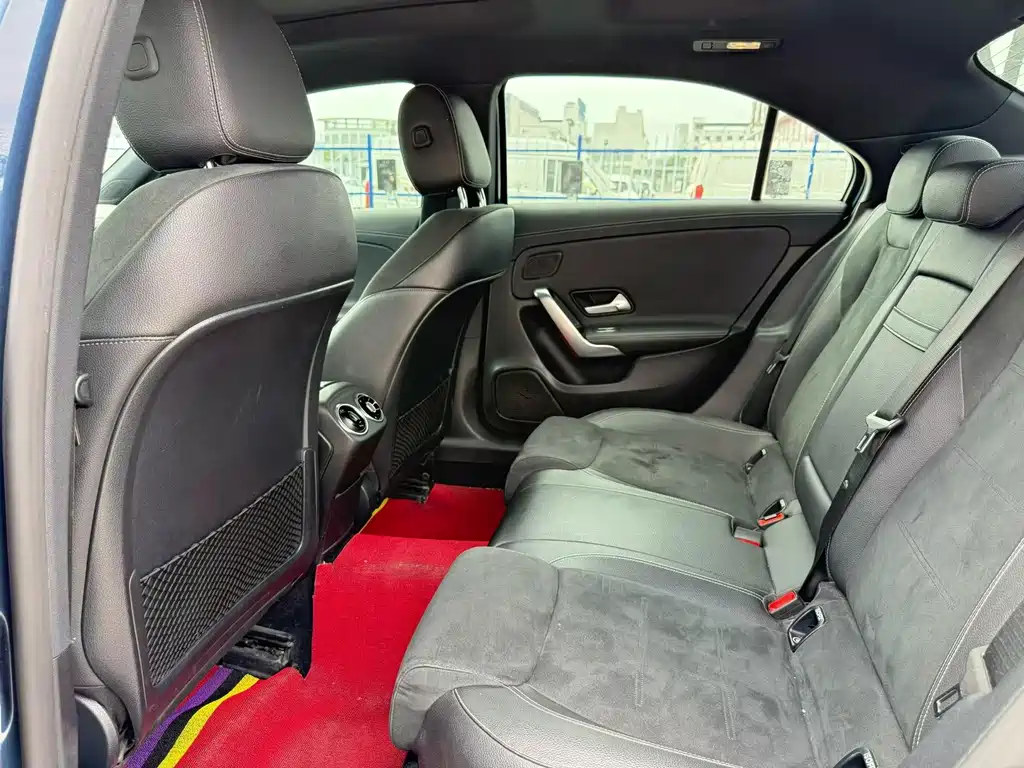 Mercedes-Benz A-Class — миниатюра 5