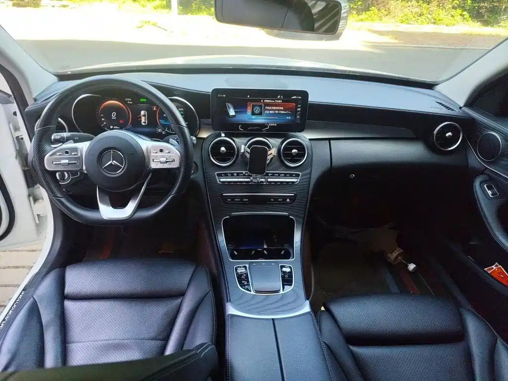 Mercedes-Benz C-Class — миниатюра 5