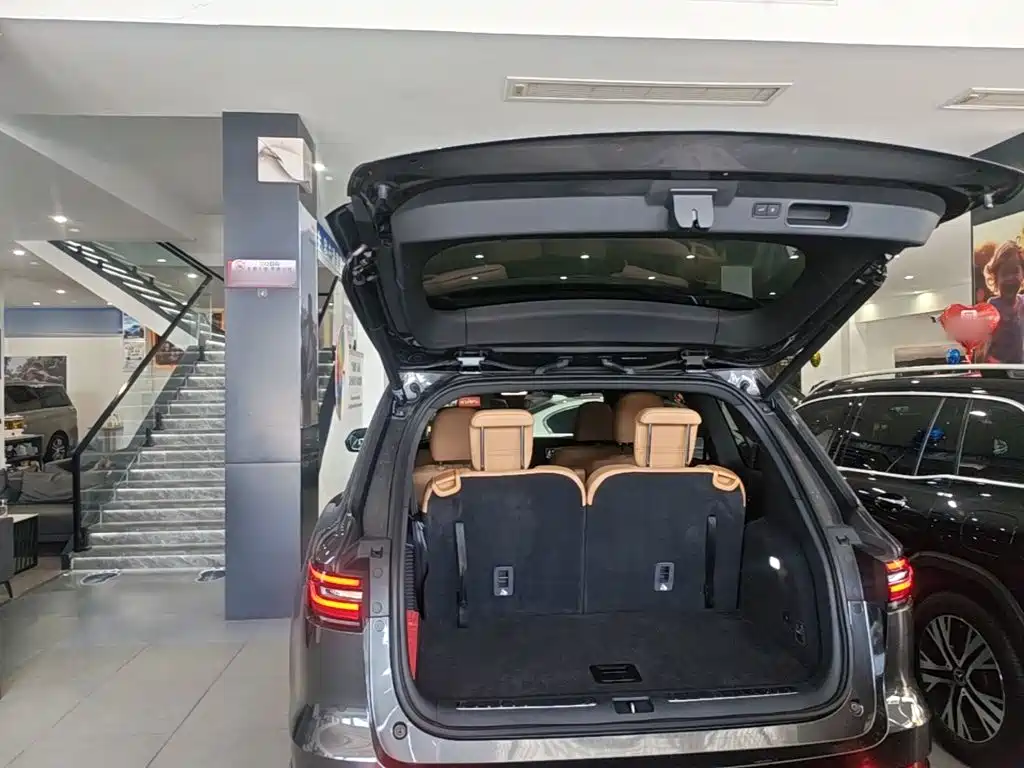 Li Auto Li ONE — миниатюра 19