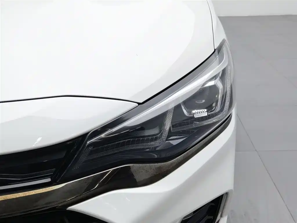 Chevrolet Monza 2019 RS 330T AT VI