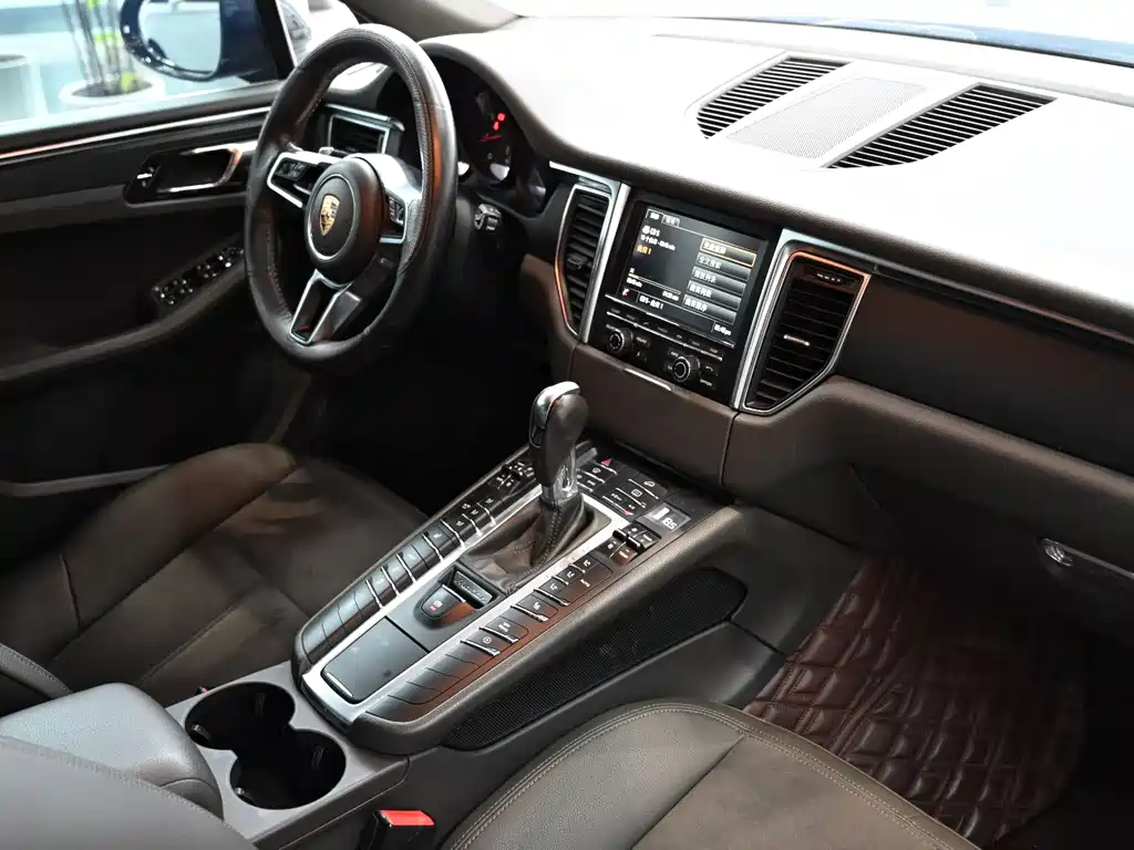 Porsche Macan 2016 Macan 2.0T
