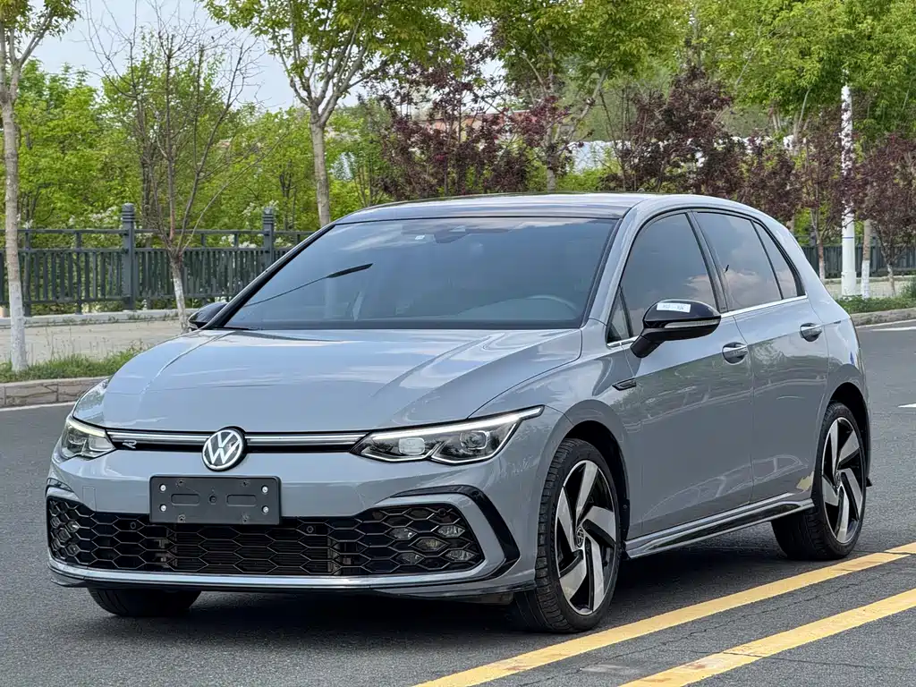 Volkswagen Golf 2022