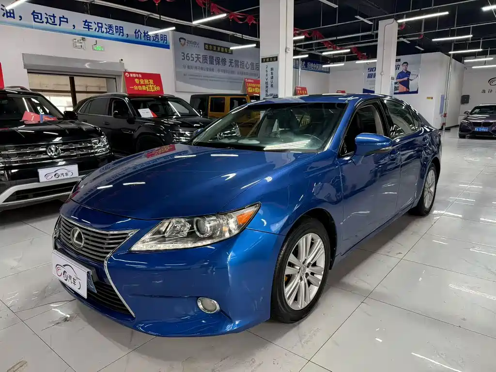 2014 Lexus ES - zdjęcie 1 z 20
