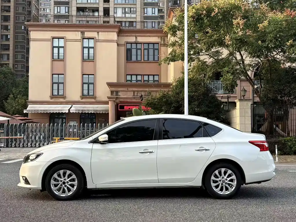 Nissan Sylphy — миниатюра 13