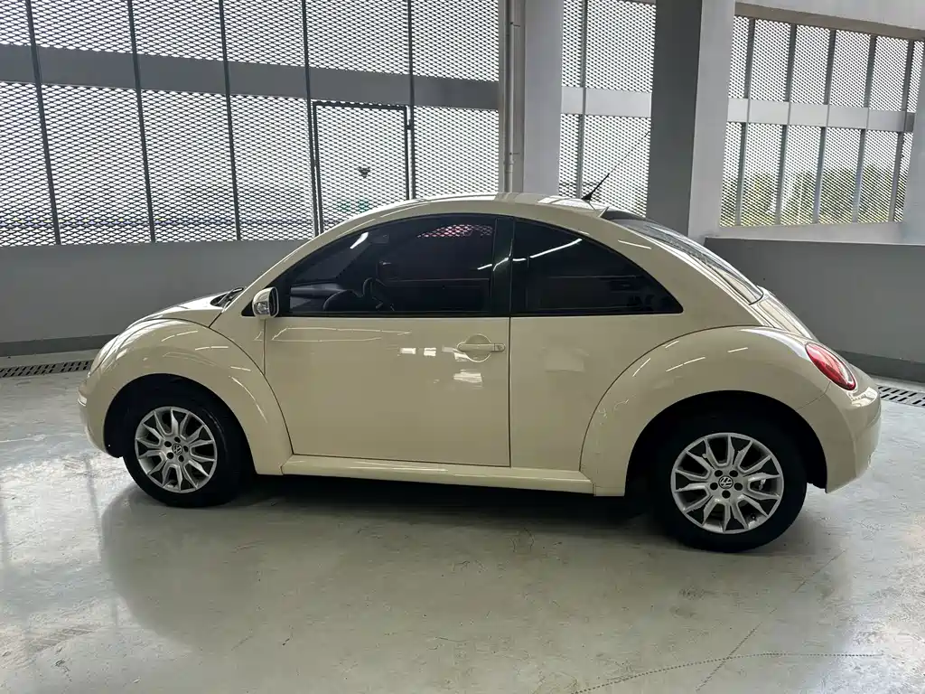 Volkswagen Beetle — миниатюра 4
