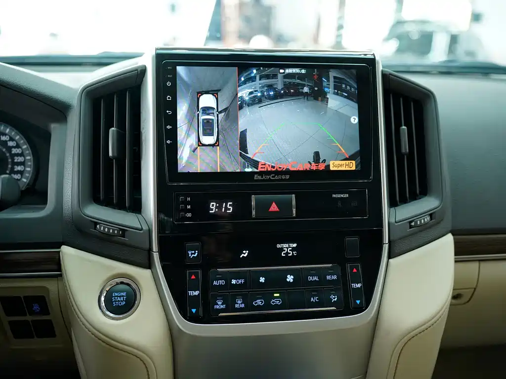 Toyota Land Cruiser — миниатюра 7