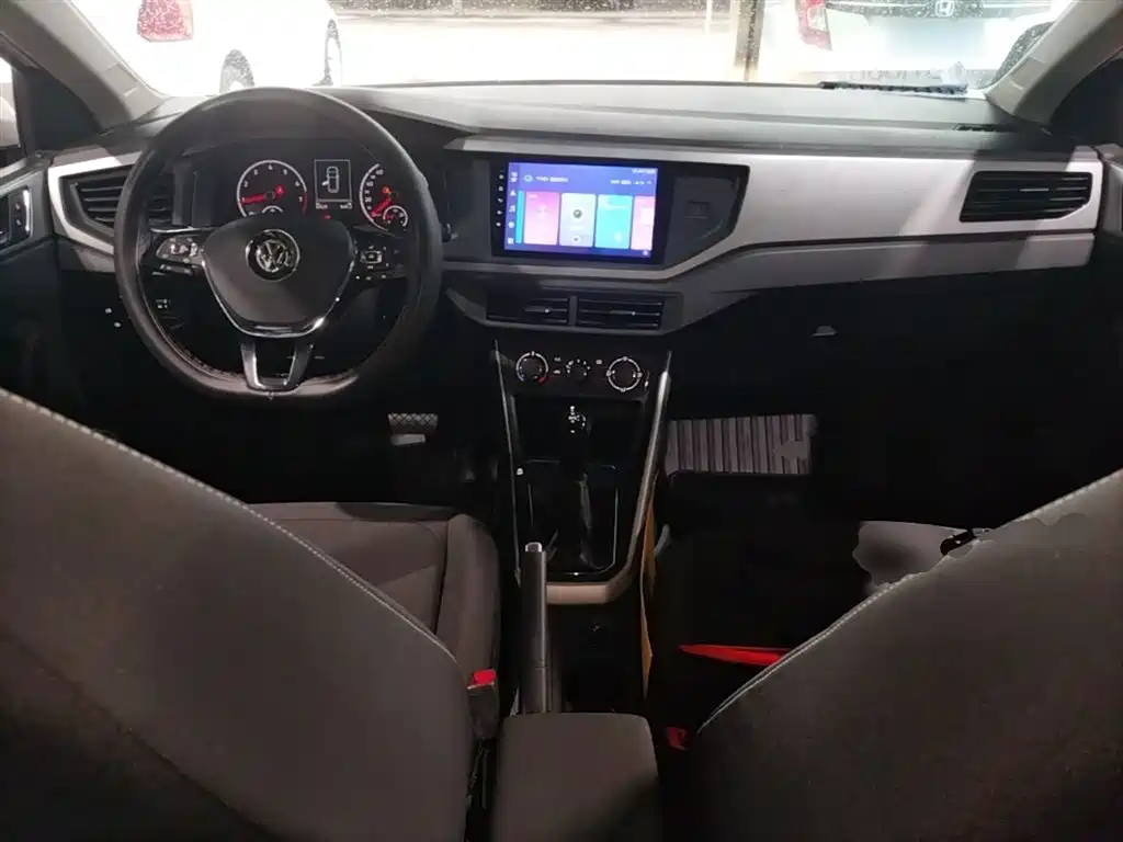 Volkswagen Polo 2019 Plus 1.5L AT