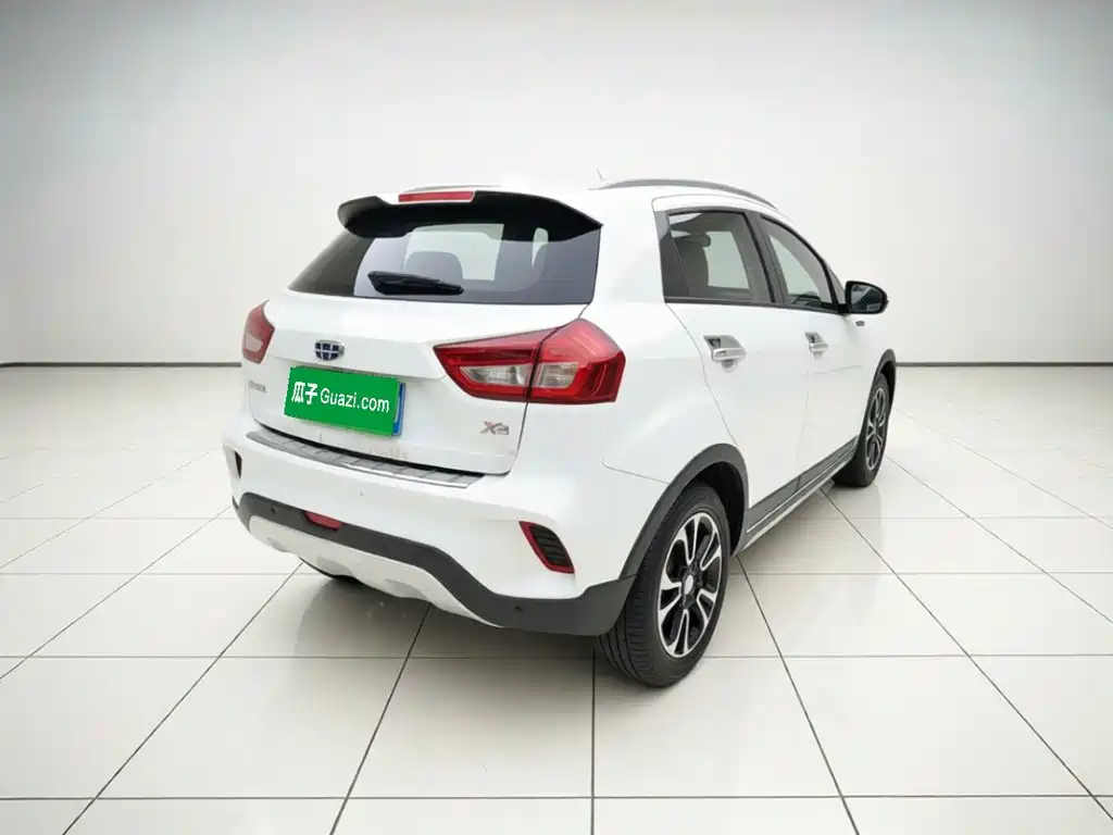 Geely Vision X3 — миниатюра 6