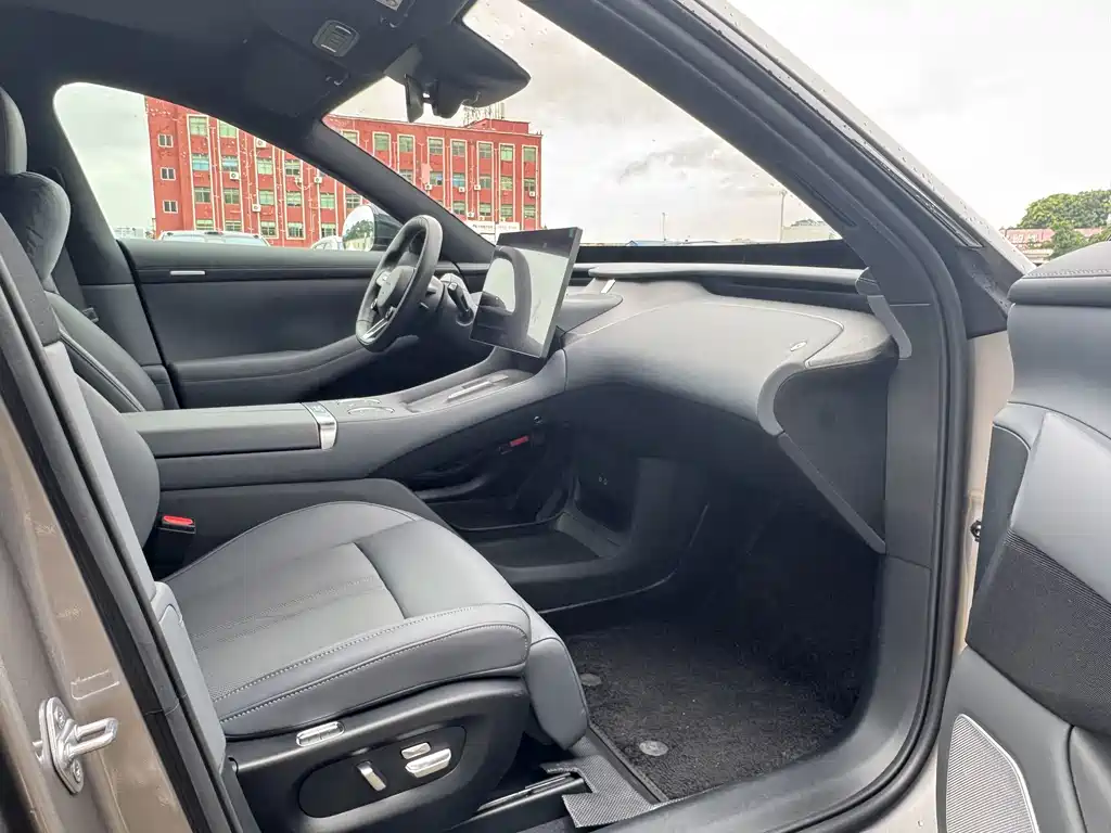 Changan Changan CS75PLUS — миниатюра 20