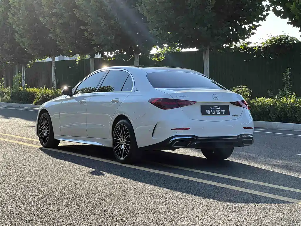 Mercedes-Benz C-Class — миниатюра 7