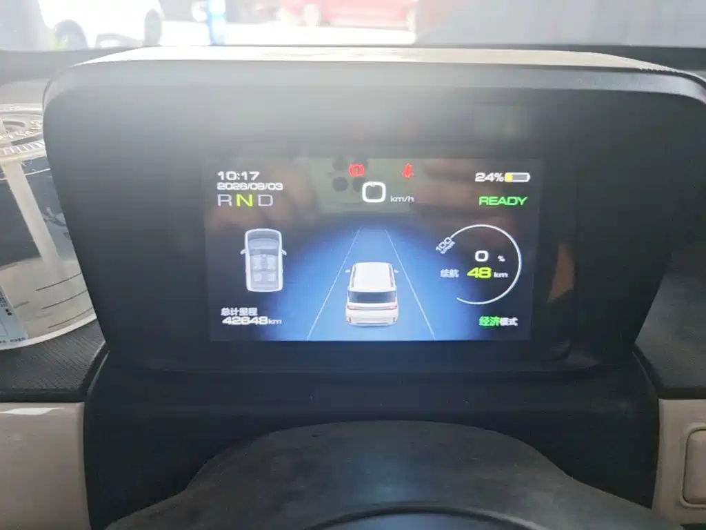 Wuling MINIEV — миниатюра 12