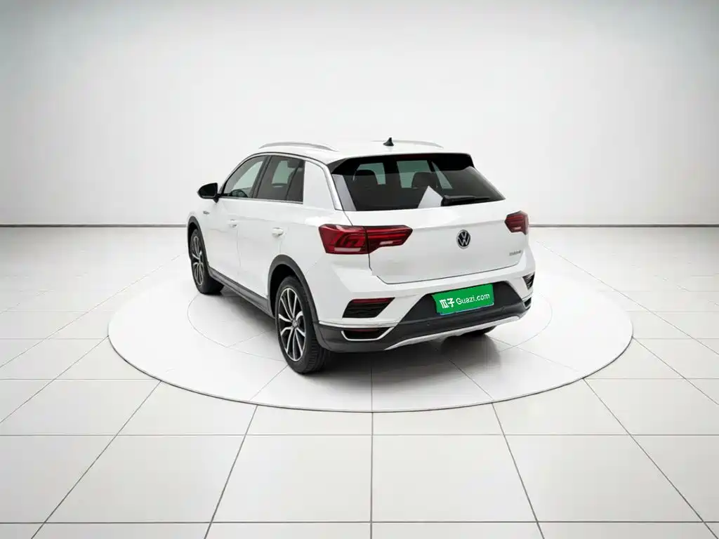 Volkswagen T-Roc — миниатюра 4