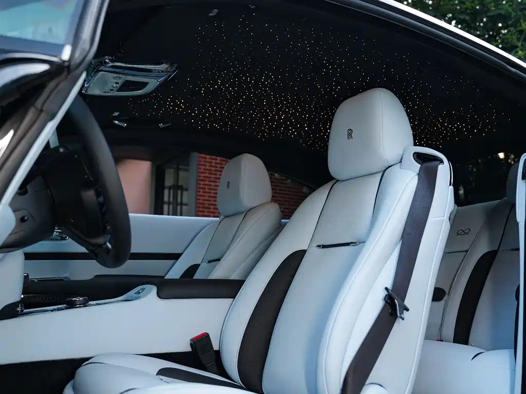 Rolls-Royce Wraith — миниатюра 10