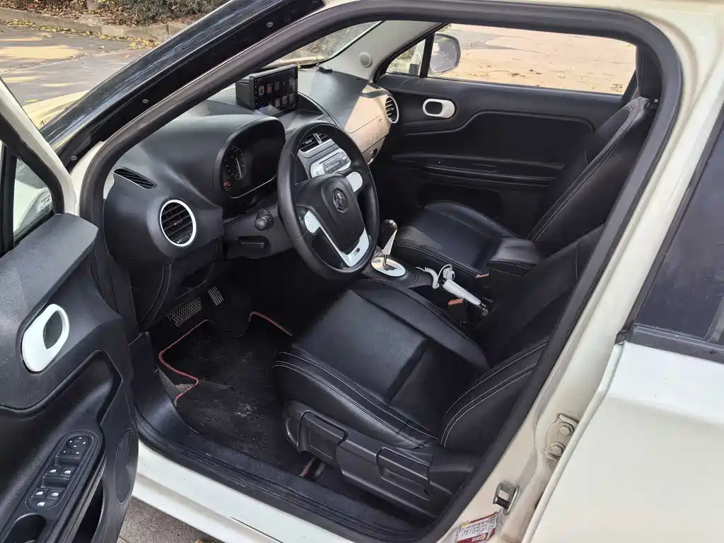 MG 3 2011 1.5L AMT Elite
