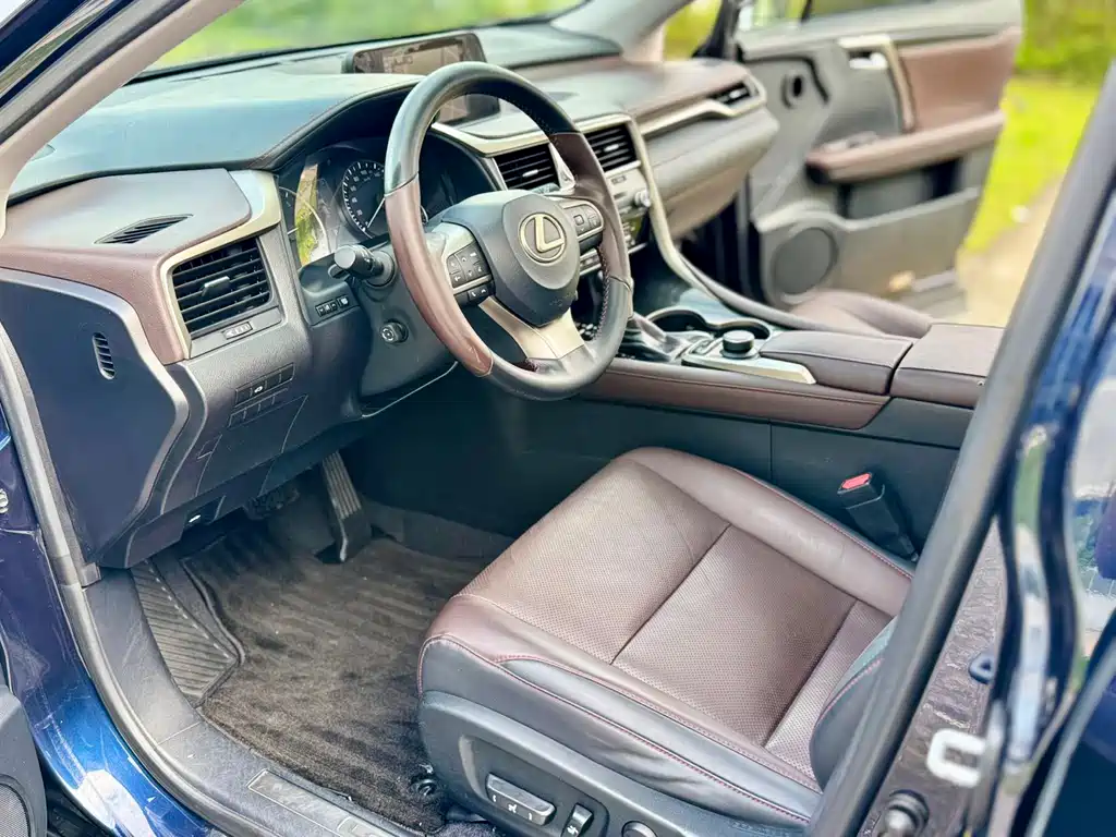 Lexus RX — миниатюра 4