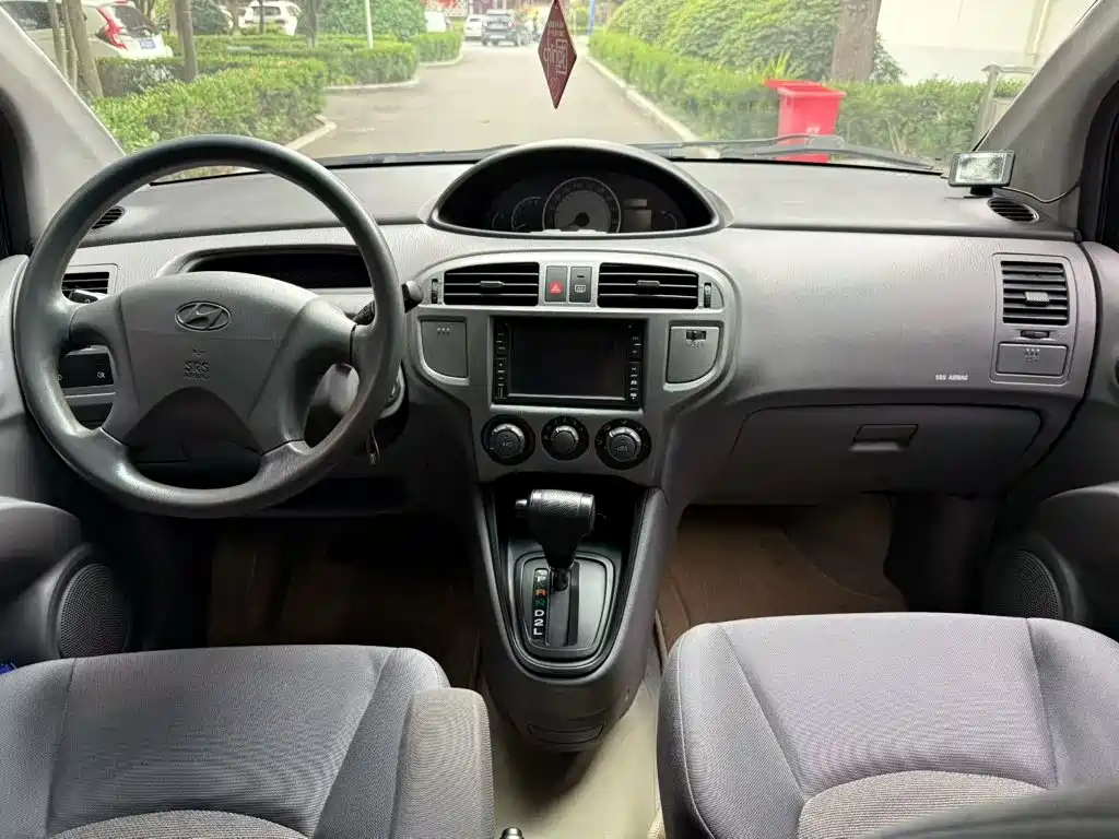 Hyundai 美佳 — миниатюра 5