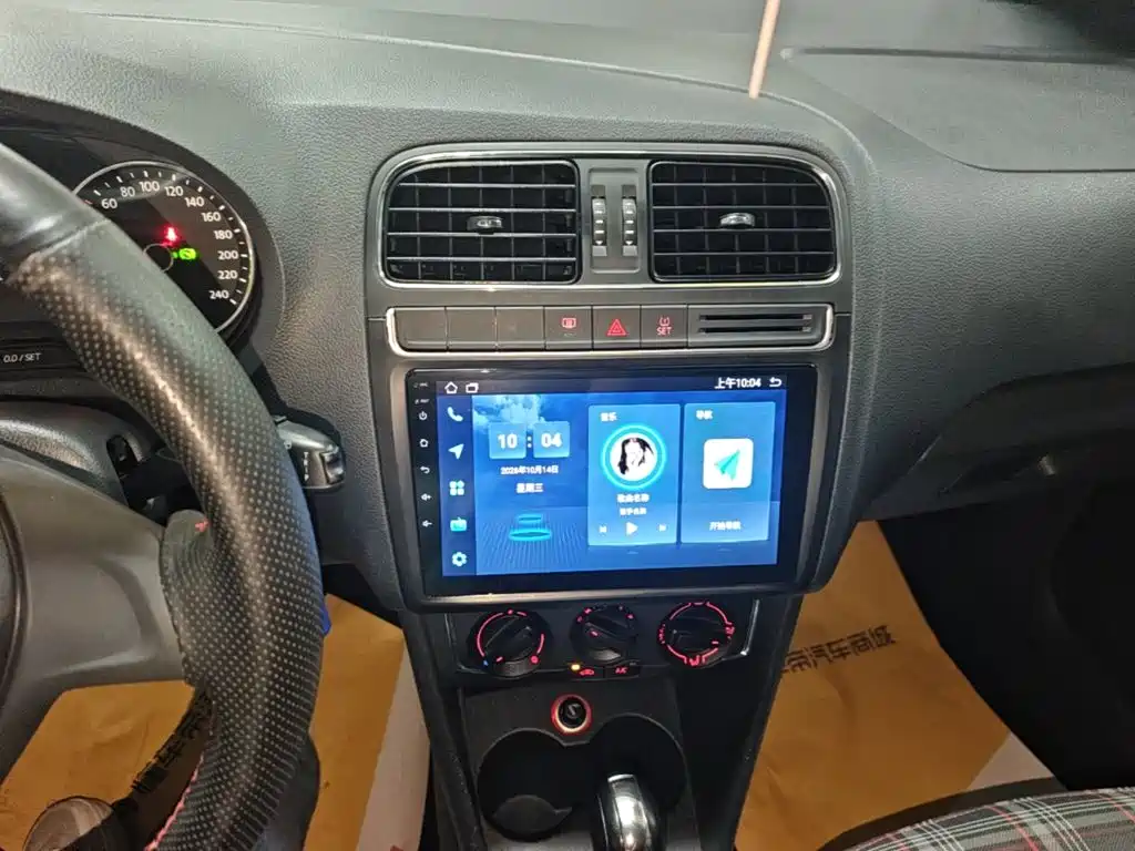 Volkswagen Polo — миниатюра 13