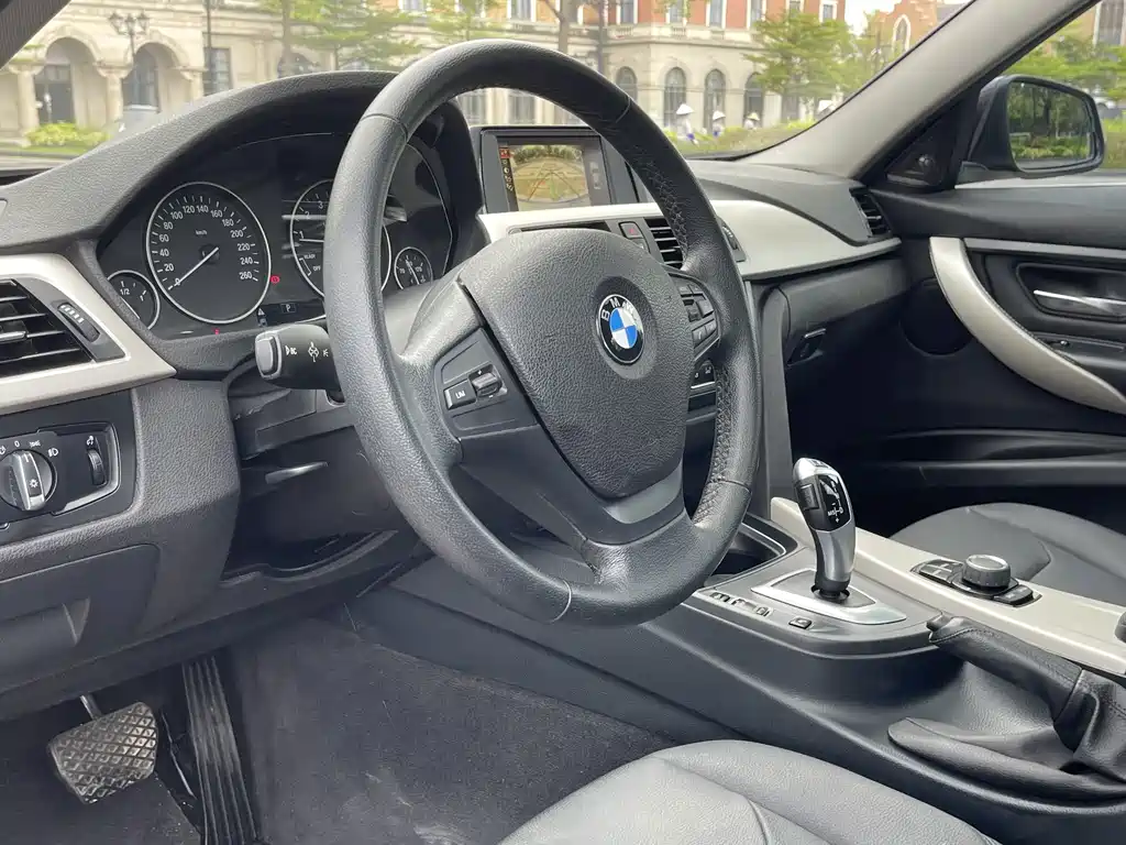 BMW 3 Series — миниатюра 16