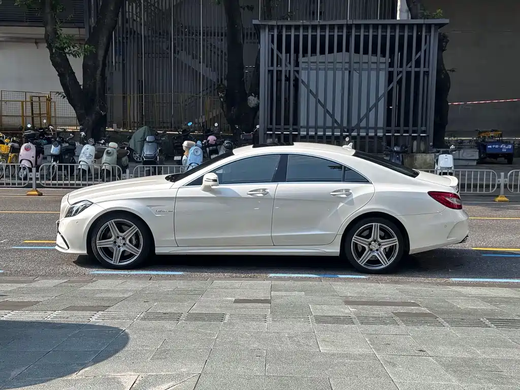 Mercedes-Benz CLS AMG — миниатюра 3