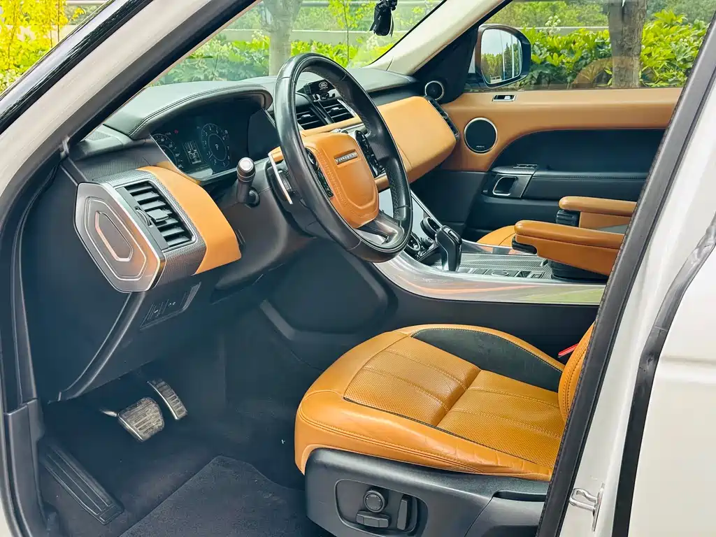 Land Rover Sport — миниатюра 7