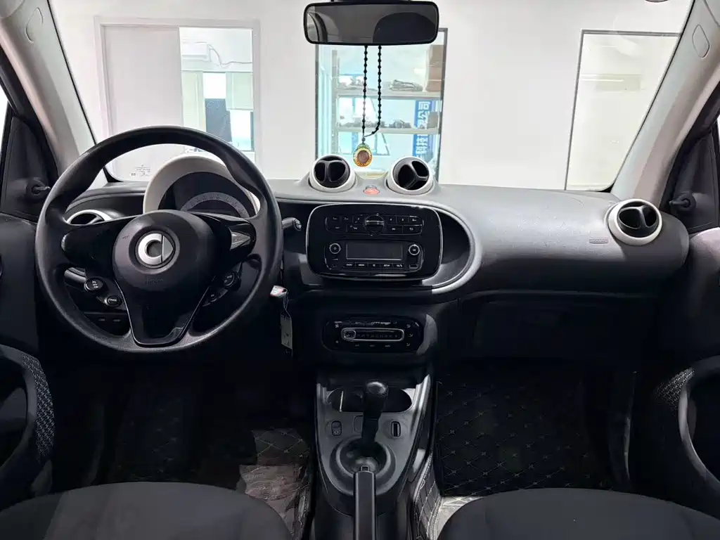 smart Smart Fortwo — миниатюра 5