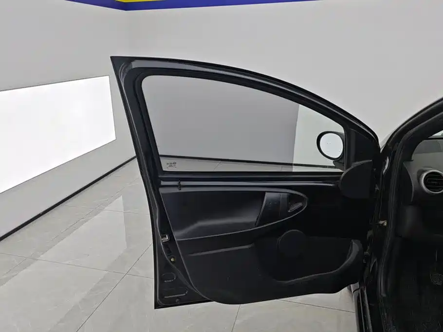 BYD F0 — миниатюра 7