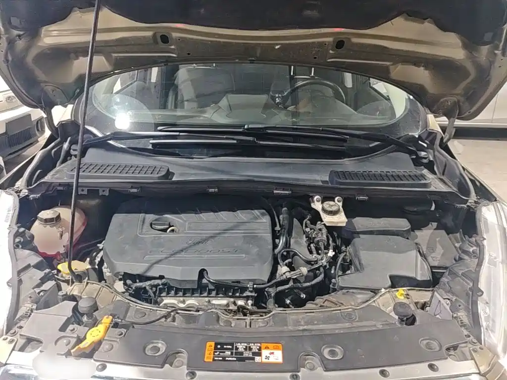 Ford Kuga — миниатюра 20