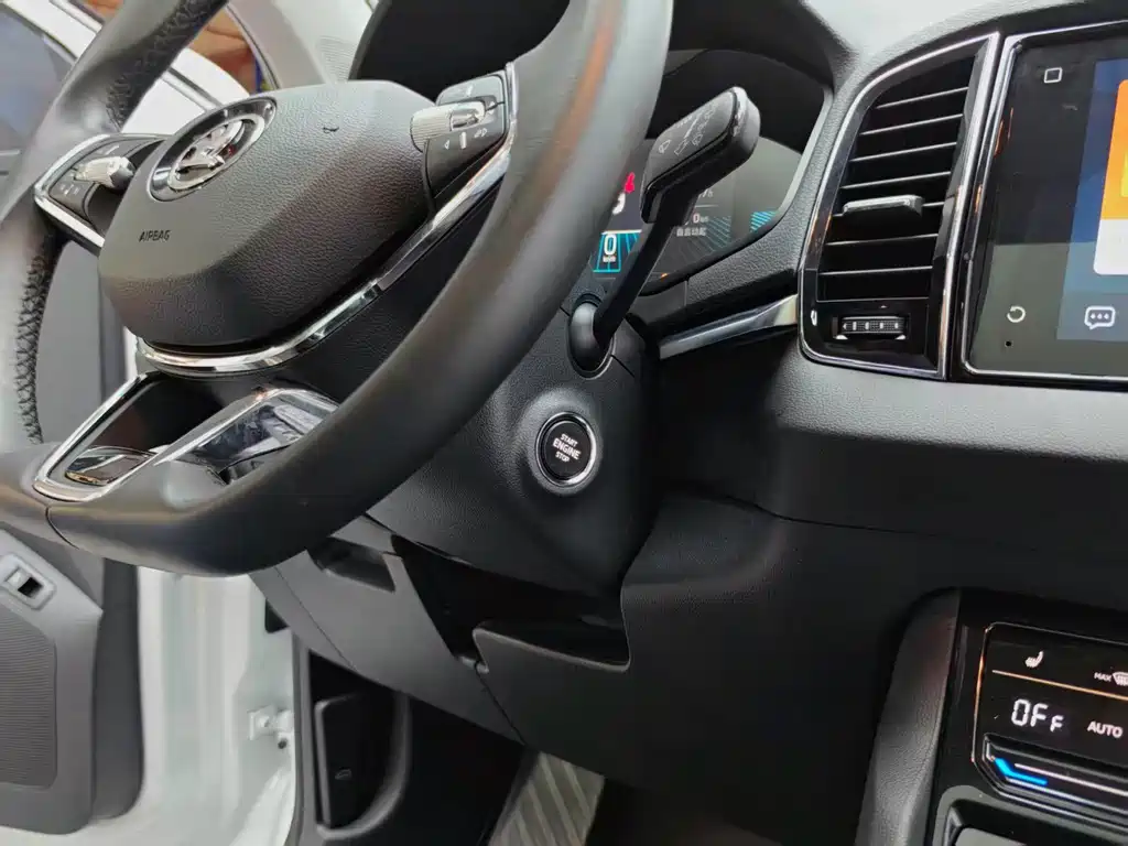 Skoda Karoq — миниатюра 14