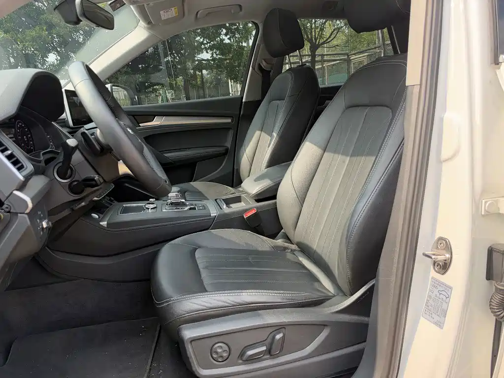 Audi Q5L — миниатюра 9