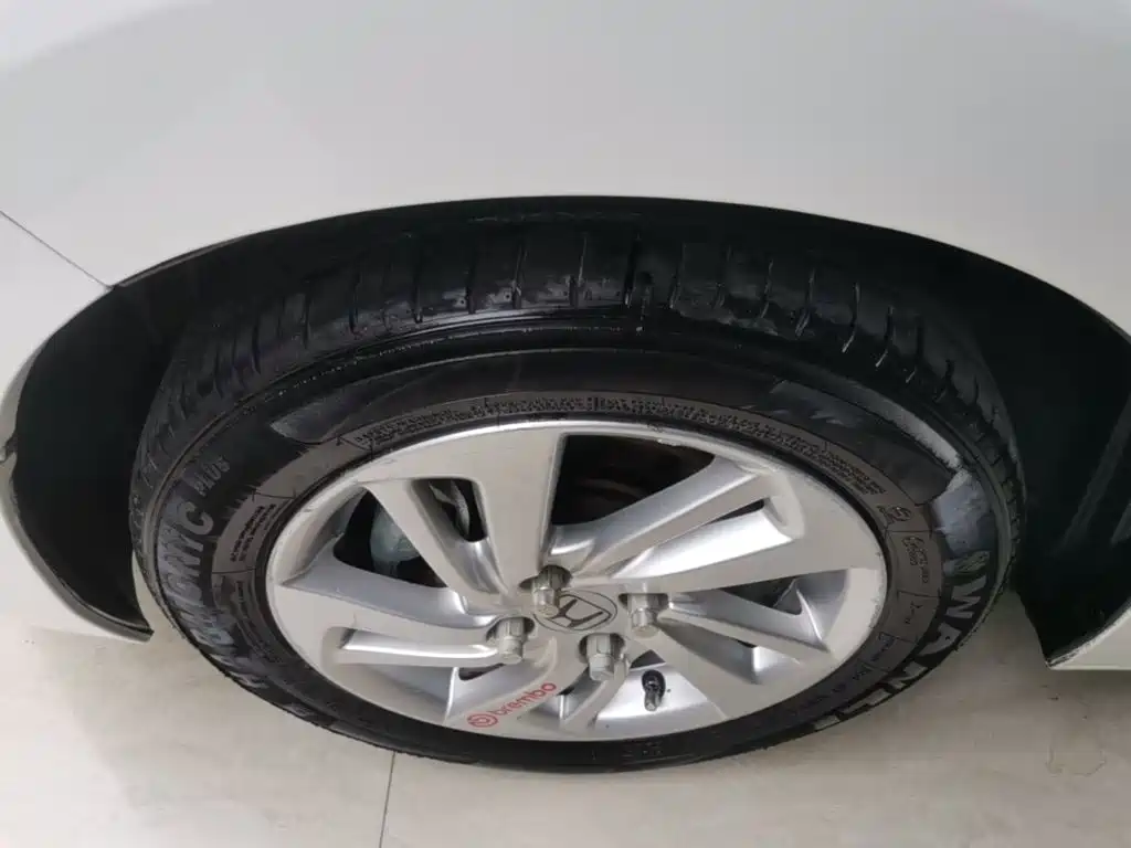 Honda Fit — миниатюра 23