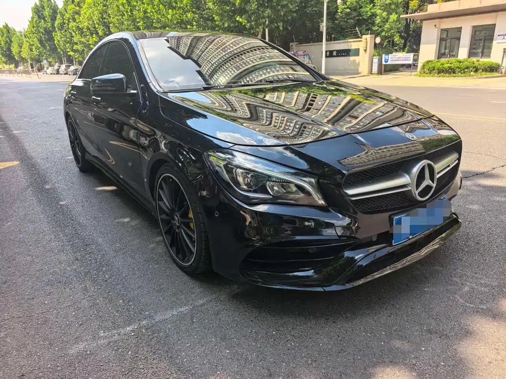 Mercedes-Benz CLA AMG — миниатюра 2